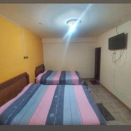 El Jardin De Los Lirios Hotell Mojon de Achocalla Exteriör bild