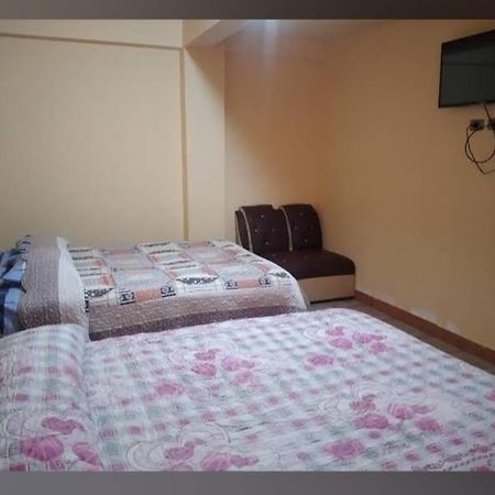 El Jardin De Los Lirios Hotell Mojon de Achocalla Exteriör bild